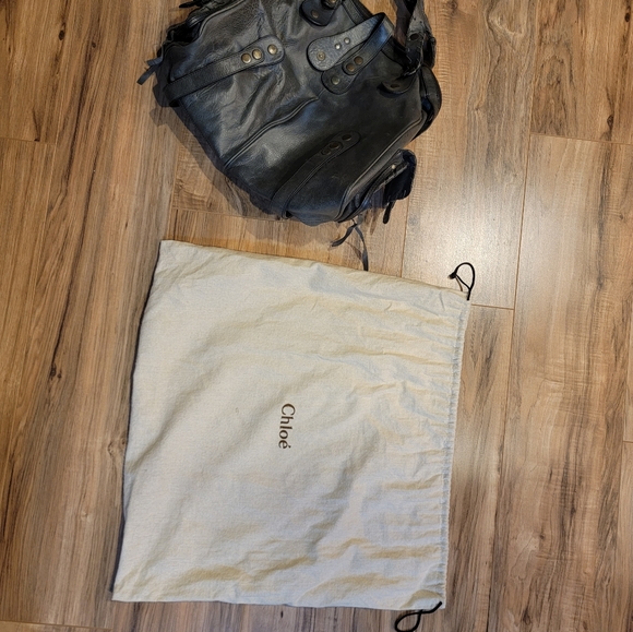 ❤️HOST PICK❤️Authentic Chloé Silverado Large Tote Bag In Grey Color - Picture 16 of 17